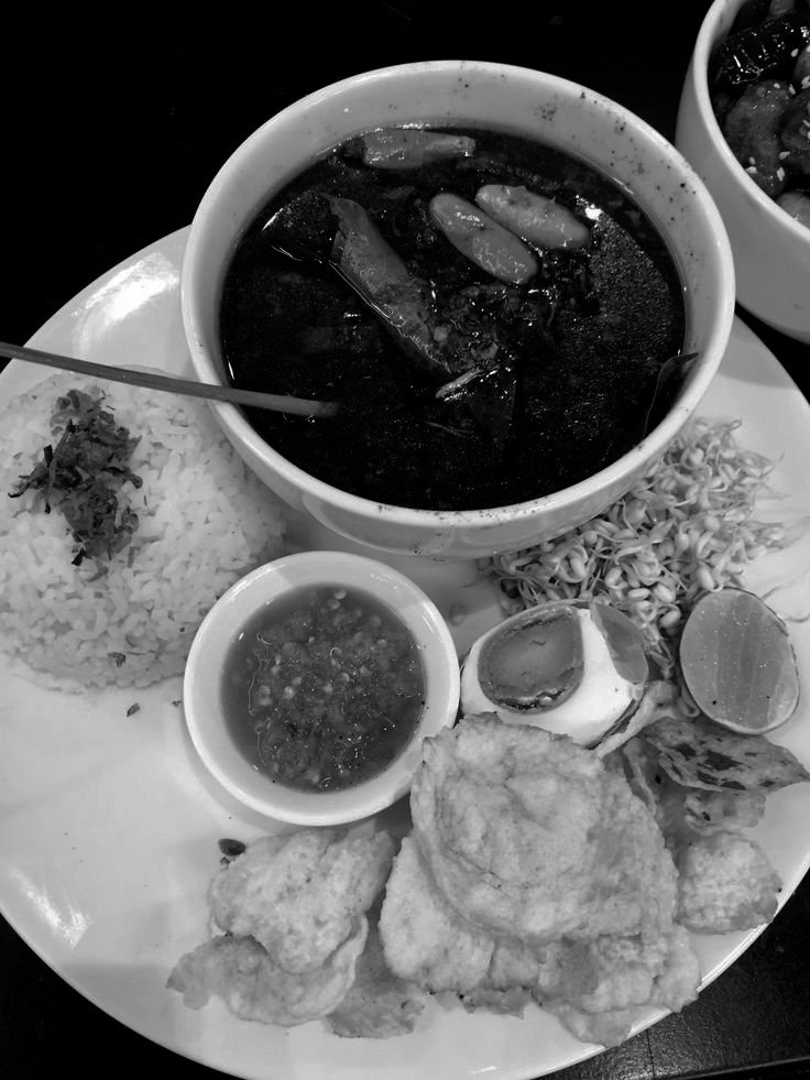DarkGilded's tweet photo. ⠀⠀
Lunch with budak bapaknya yang lagi hectic dan maunya dijemput.

𝗮𝘁 𝗠𝗮𝗸𝗼𝗿𝗼 𝗥𝗲𝘀𝘁𝗼, 𝗦𝗖𝗕𝗗.
⠀⠀ https://t.co/S4juhqFP6B