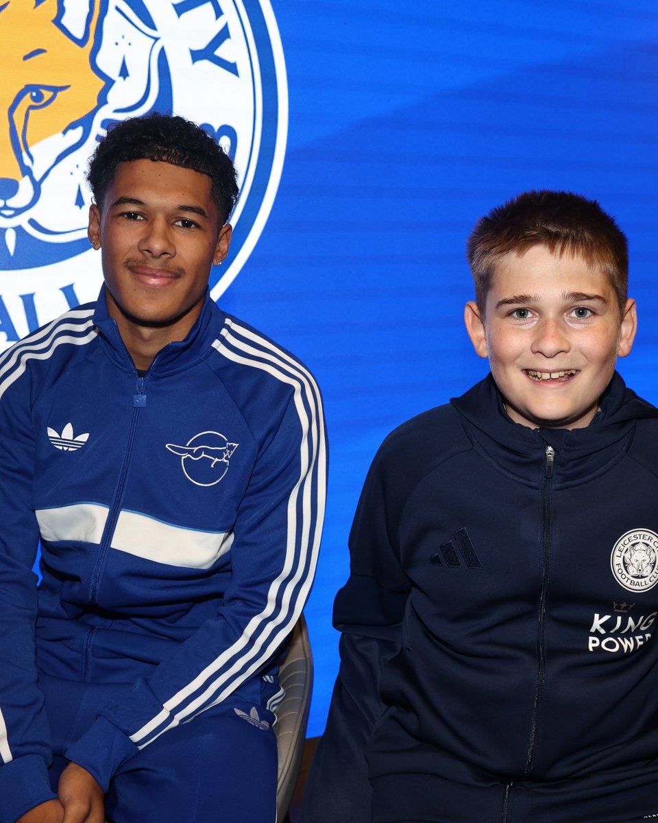 LCFC's tweet photo. Meeting two young Foxes 🦊

Thank you to all of you who were able to join us this half-term in the Foxes Fanstore 👋 https://t.co/9kHB0KsBmy