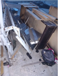 Prefet93's tweet photo. #Santé #ProtectionConsommateur #Fraude

Bilan de l'opération de contrôle anti-fraude à #Noisy-le-Grand et à #Aulnay-sous-Bois :
✅ 6 établissements contrôlés
 ❌ 11 étrangers sans titre les autorisant à travailler
 ❌ 7 personnes en situation de travail dissimulé
 ❌ 1 mise en demeure
 ❌ 1 fermeture administrative

Dans le cadre de la lutte contre l’habitat indigne, 3 chambres présentant des conditions d’hébergement indignes ont également été découvertes.

🎯Établissement contrôlés : boulangeries, restaurants rapides, garages, coiffeurs,...

Au quotidien, les services de l’État luttent contre la fraude et agissent pour la protection des consommateurs.