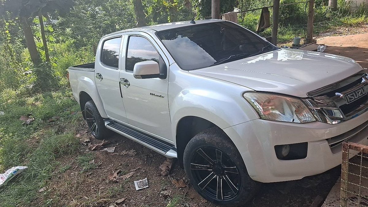 PawnCar's tweet photo. Isuzu Dmax 4ประตูสูง ปี12 2.5 เกียร์ธรรมดา ดีเซล ราคา 130,000

ช่องทาง ติดต่อ
Tel. 085-514-1790
Line @car_speed (มี@ด้วยนะครับ)
หรือกด link นี้ https://t.co/L2n32wjcGV
Twitter @PawnCar

🌺
#รถหลุดจำนำ https://t.co/IxUmdhYWd7