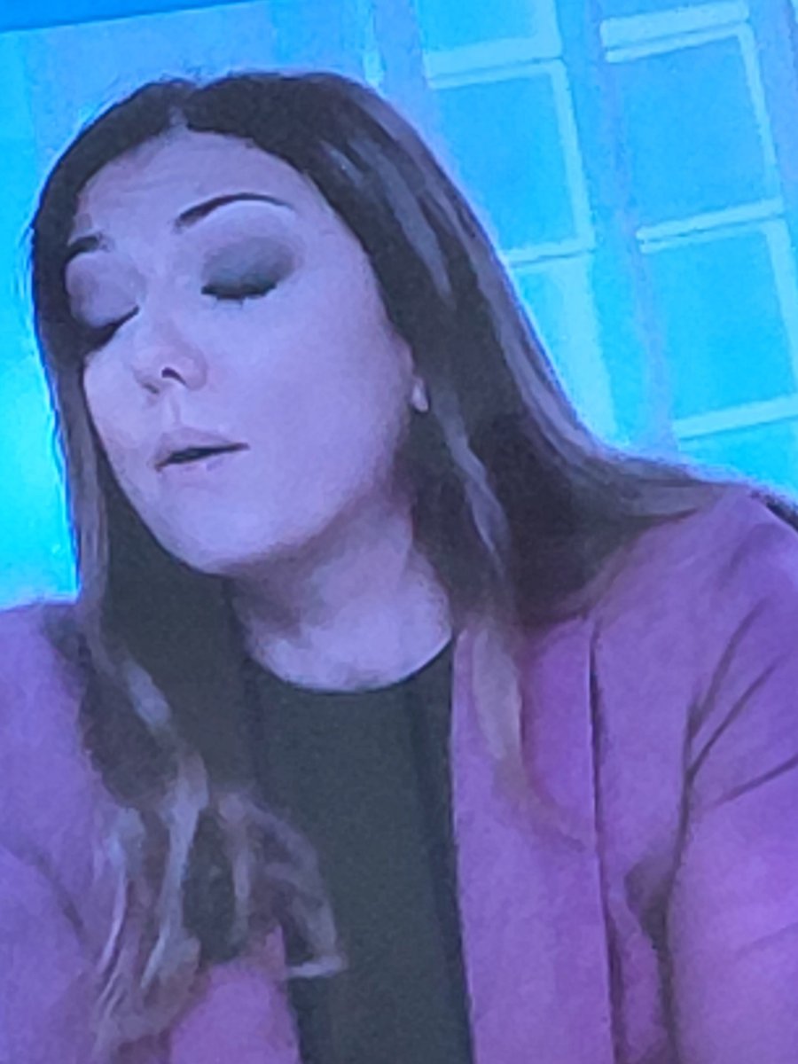 CarmeloCeli's tweet photo. Tu dovresti stare zitta perché sei una condannata ènondovresti stare in Parlamento ma galera 🐕🐕🐐🐐🐐 https://t.co/QhusPWRAcI