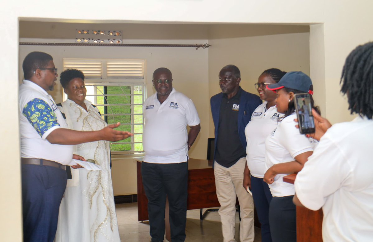 Mutesijanet7's tweet photo. Hoima City new @PPDAUganda regional office has officially been launched. 

#PPDAInHoima https://t.co/PaQryyZkno