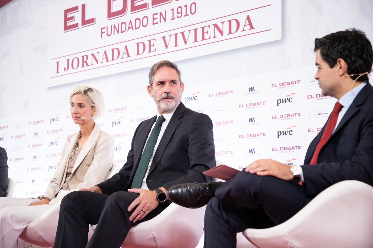 viviendaCMadrid's tweet photo. 🏘️ El viceconsejero José María García ha participado en la I Jornada de Vivienda de @eldebate_com.

➡️ Durante el encuentro, se han abordado los principales retos del mercado residencial, especialmente los relacionados con el acceso a viviendas asequibles. https://t.co/B6pzzvbUM7