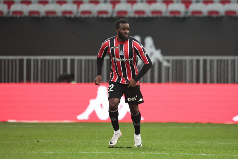 OL__Plus's tweet photo. L'international français Tanguy #Ndombele à l'essai en Russie, au Rubin Kazan
#Ex_OL 
(L'Équipe : https://t.co/m0e2ZHC212) https://t.co/lTpKUrPAsz