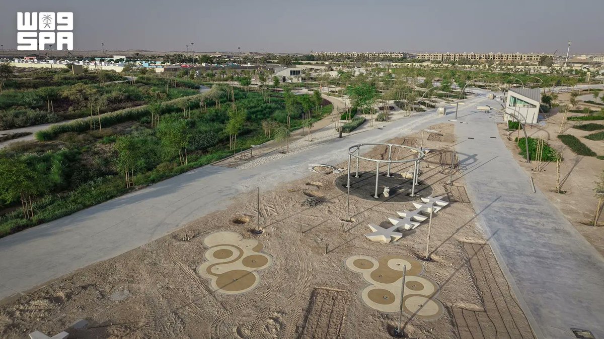 SPAqualitylife's tweet photo. "الرياض الخضراء" يواصل تنفيذ مشاريع الحدائق الثلاث الكبرى بنسبة إنجاز أكثر من 85%.
https://t.co/l7TaNRnxhZ
#واس https://t.co/xZw9xVzY8p
