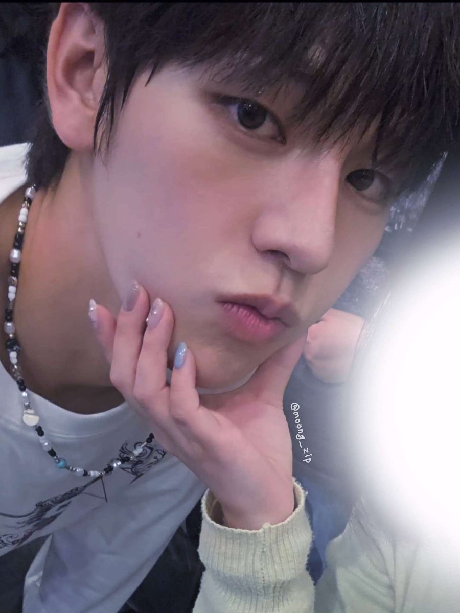 moong_zip tweet picture