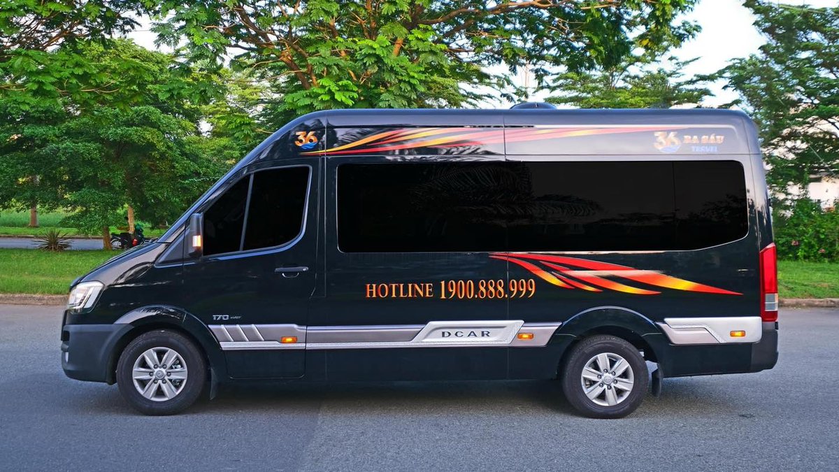 mrymkrky's tweet photo. Hãng xe 36 Travel tuyển 01 nhân viên nữ văn phòng, 20–30 tuổi, giao tiếp tốt, thành thạo tin học văn phòng, nhanh nhẹn và trách nhiệm. Lương thỏa thuận, đầy đủ thưởng và bảo hiểm. Làm việc tại Khách sạn Lam Kinh, phường Hạc https://t.co/xojJHXjYaV