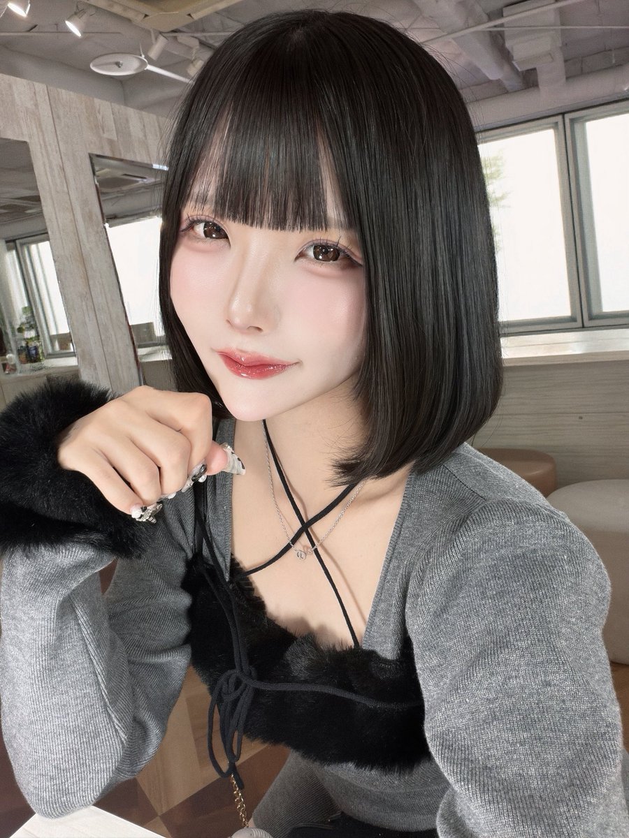 shiro_nme's tweet photo. んー！どーしよっかな！ https://t.co/WSRMWS6M4j