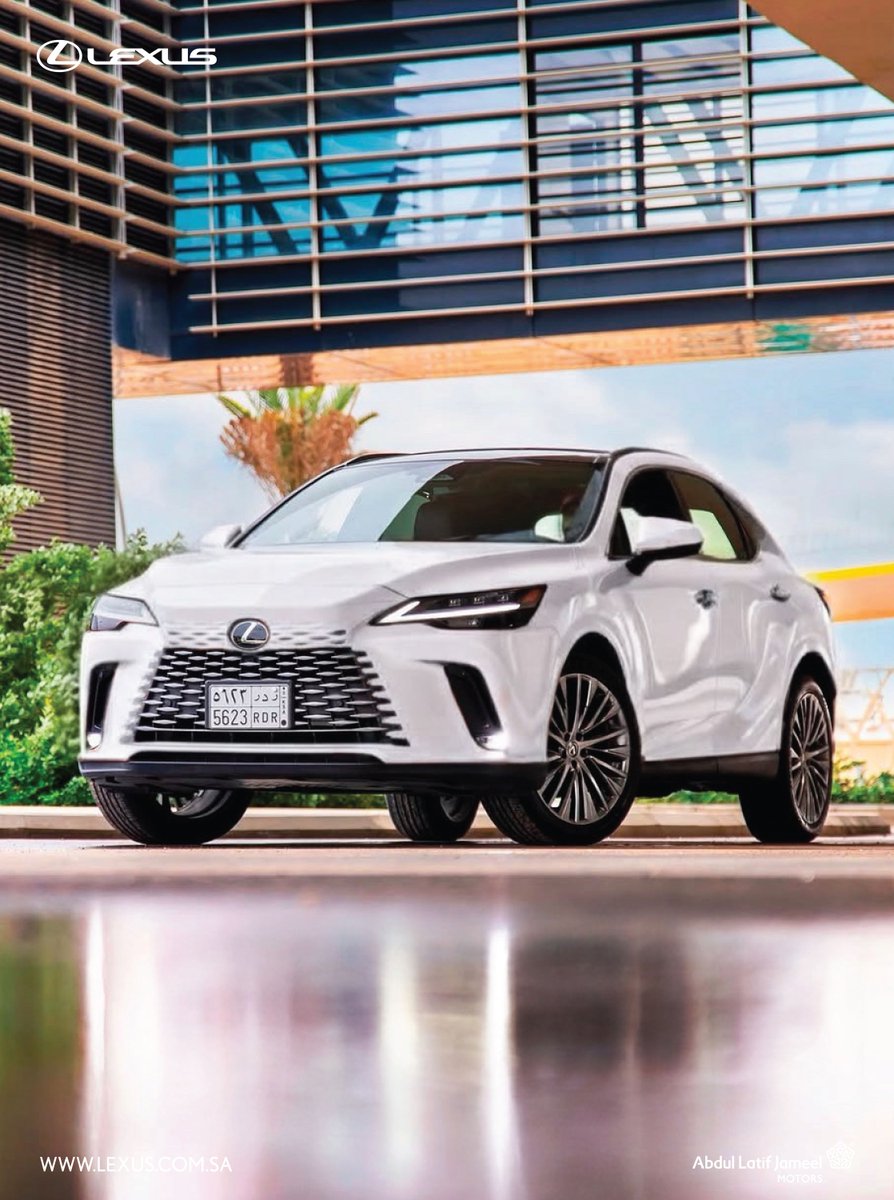 LexusKSA's tweet photo. أناقة الأداء وروعة التفاصيل في إطلالة استثنائية

#LexusRX​ #لكزس #لكزس_السعودية⁣ https://t.co/KgqBMtmwmP