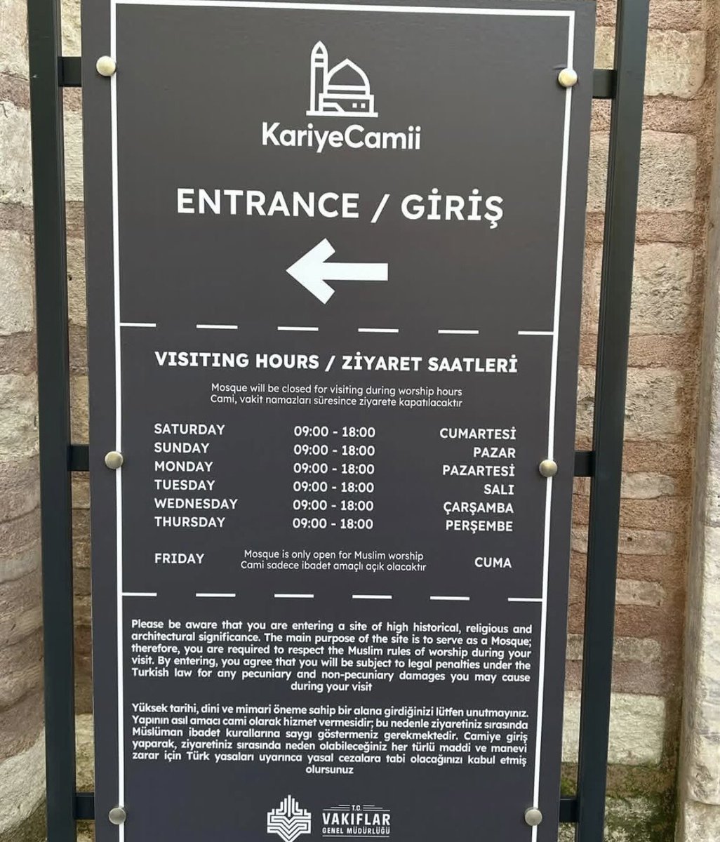 Agentetzel's tweet photo. Turiste kişi başı 20 euro giriş alınan kariye müzesi,bugün camisi ,cuma günü neden tüm gün ziyarete kapalı? 
İçeriye sığan zaten bir avuç insan.
Maddi zarar ve prg aksamalarına neden olan bir uygulama #kariye #chora #müze #camii #kilise https://t.co/V7KFX3n3iP