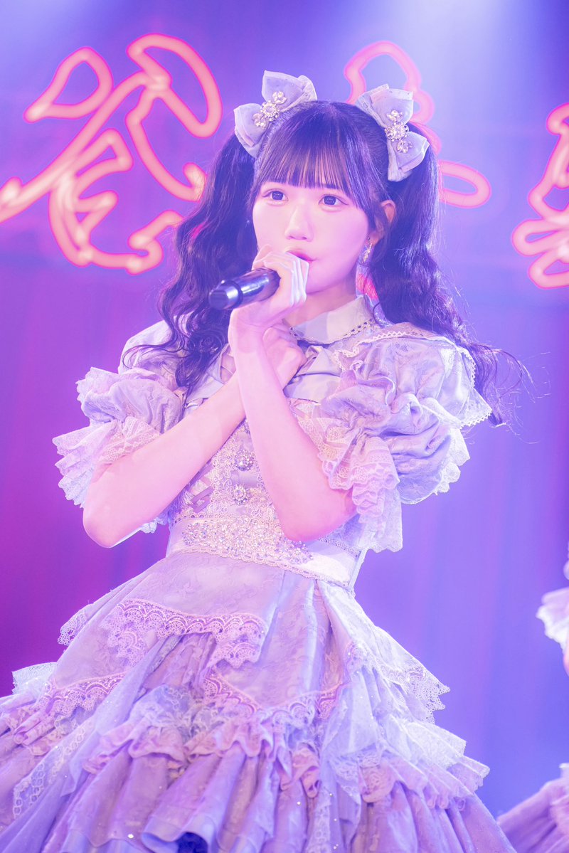 FP_haru_'s tweet photo. 単独公演『漸近線』2026.10.21

お越しくださりありがとうございました🪄💭
こんなにも多くの皆さんが私たちのために集まってくれたこと、音楽を受け取りに来てくれたことがとっても嬉しかったです💌⟡.·
少しずつ見つかっていくのを暖かく見守ってくれていた方、慣れないライブに勇気を出して足を運んでくれた方、みんなに特大のありがとうを伝えたいです❕💘
ストプレを見つけてくれて、好きになってくれて本当にありがとうございます 𓏼ᐪ ᵕ ᐪ𓏼
昨日はとっても緊張したけど、ステージに出たらみんなが楽しそうなお顔を見せてくれていて安心したよ(  ◜ᴗ◝  )🌟
みんなの表情もピンク色のサイリウムもずっと忘れません🪄🩷
新衣装でやっとみんなに会えたのもとっても嬉しかった♡この衣装でもたくさん思い出つくりたいなって思いました！✨
新しい私たちをこれからよろしくお願いします🔮🌟

そして、会いにきてくれたはるちゃん推しのみんな本当に本当にありがとう💞
ずっとこの日は頑張りたい絶対きてほしいって言い続けていたのだけど、それを受け取ってくれて来てくれていたり、はるちゃんの姿をみたい、力になりたいって言って来てくれたのが本当に嬉しかったです😭♡
はるちゃん親衛隊のみんなの応援があって今はるちゃんはステージの上で頑張れているよ💭
✨みんなの自慢の推しになれるようにもっともっと頑張るね！いつも本当にありがとう🩷

来月も音楽堂で単独公演があります！正直今月はまだまだはるちゃん推しのみんなを増やしたかったし、グループの力になりきれなかったなと思いました。だから絶対に来月はもっともっとたくさんのみんなと過ごしたい！！はるちゃん成長中です！大きくなるはるちゃんを絶対見に来て欲しいです！！
1周年に向けてさらに熱量高めてがんばるね❕👶🏻
ずっと見守っていてくれたら嬉しいな💭

ここまで読んでくれてありがとう💞
みんなのことが本当に大好きだよ🫶🏻

改めて幸せな一日をありがとうございました✨