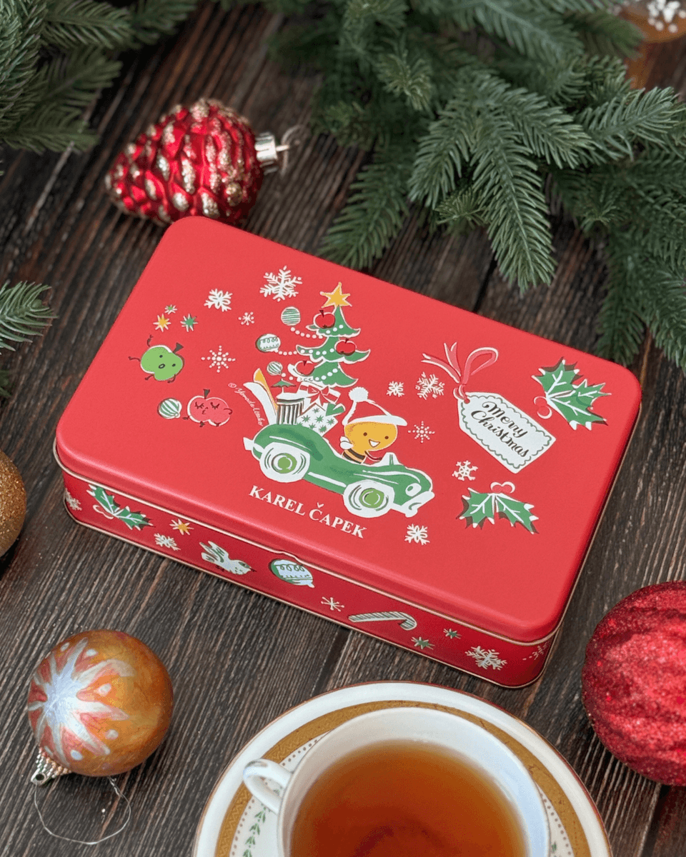 karelabuzzy's tweet photo. クリスマスのプレゼント交換や、冬の手土産に🎁

-------------------
10tea lover缶
バジーのプレゼント便
-------------------
・紅茶10枚を楽しめる
・側面までデザインがぐるり
・飲み終わったら小物入れにも

毎年飾りたくなるクリスマス缶です🎄

https://t.co/P35h1JgmXb

#カレルチャペック https://t.co/xuZCnmTnE4