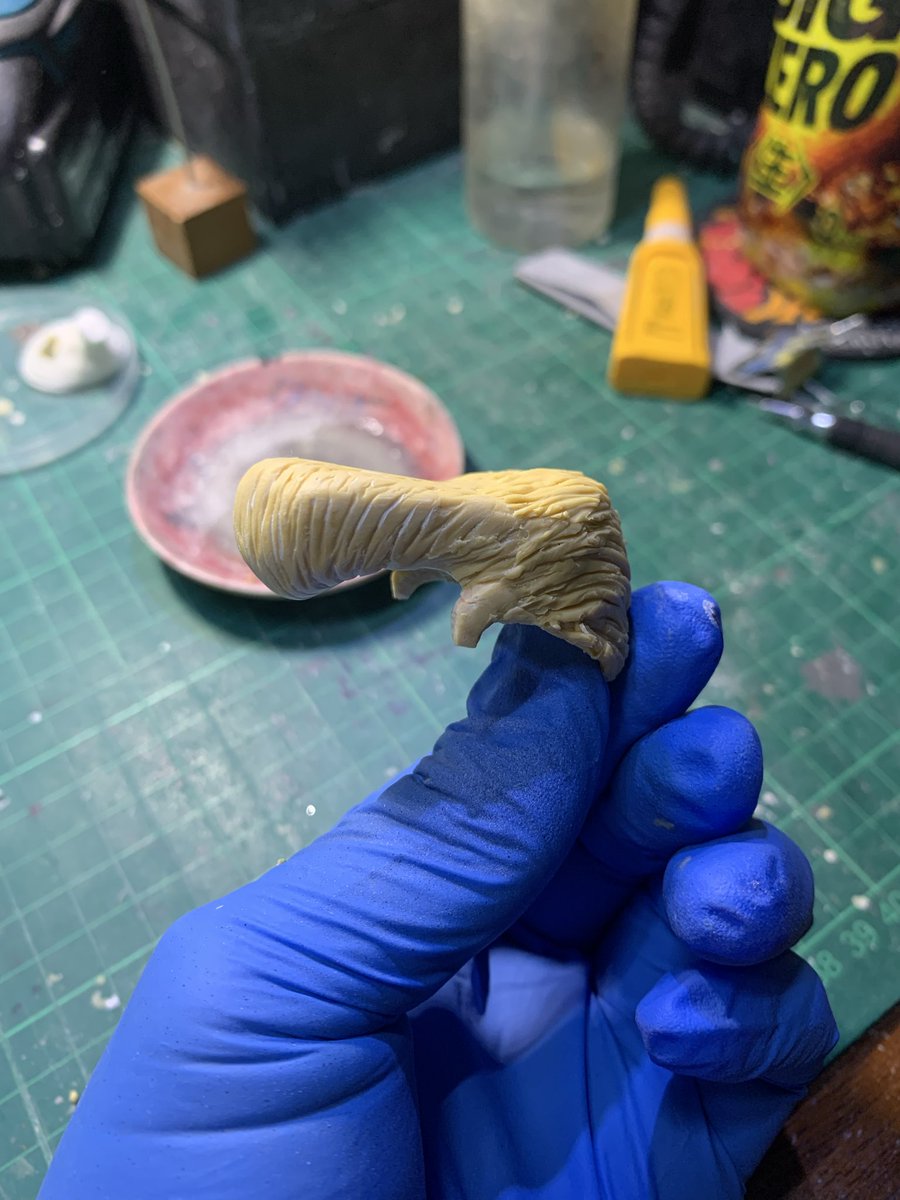 AxelCreate0312's tweet photo. リーゼントは大体完成🐶
次はモヒカンを作っていきます💈 https://t.co/tjSi2RQqQx