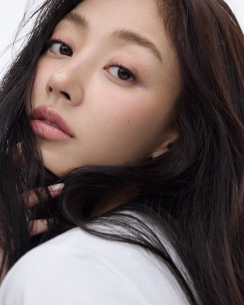 jeonmniverse's tweet photo. @EMITHAUS onde eu posso estar me inscrevendo para ser staff, hein jihyo🥹🥹 https://t.co/xBDcPt47rM