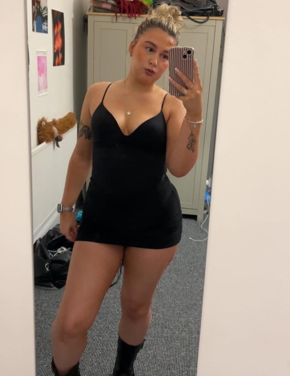 WBgirly's tweet photo. Ok guyssss its decision time which one of @BenHarrisxalo irls is hottest make sure to comment and let us know hehe 

#wankchat #cumtribute https://t.co/Njw3YZ7Xg7