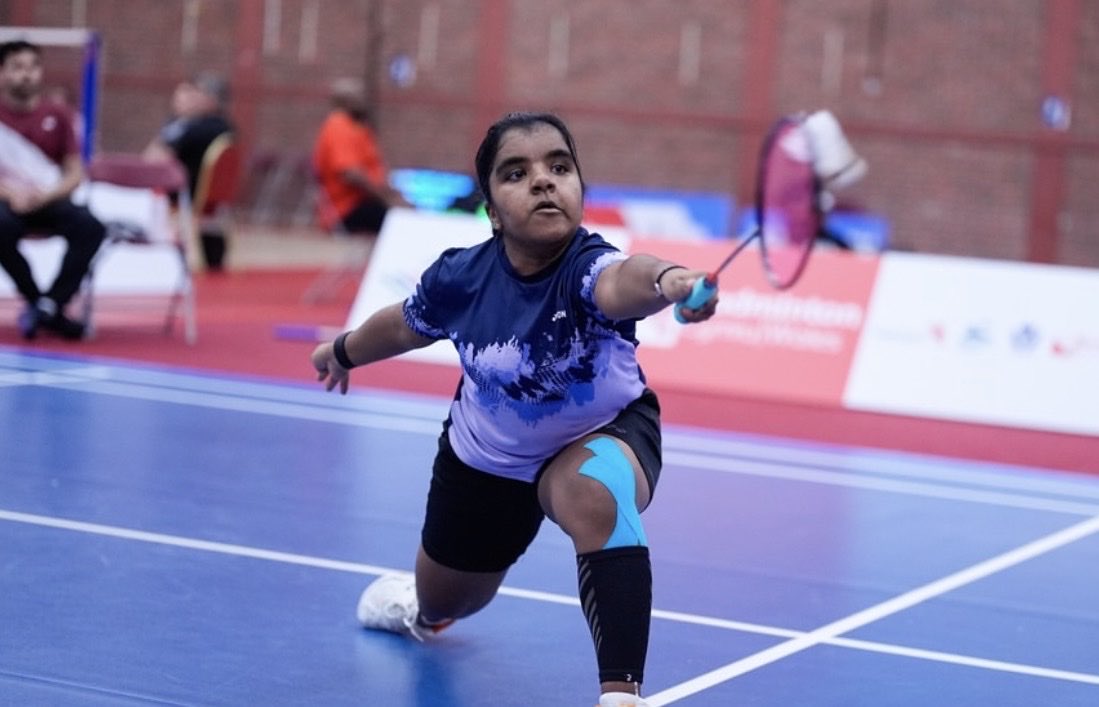Udhaystalin's tweet photo. ஜப்பான் நாட்டில் நடைபெற்று வருகிற 5th Asian Para Games-இல் Badminton Mixed Doubles SH6 பிரிவில் வெண்கலப் பதக்கம் வென்றுள்ள தங்கை நித்யஸ்ரீ சிவனுக்கு என் வாழ்த்துகளைத் தெரிவித்துக் கொள்கிறேன்.

Women’s Single SU5 பிரிவில், வெண்கலப் பதக்கம் வென்றதன் மூலம் தற்போதைய Asian Para Games-ல் 2-ஆவது பதக்கத்தைப் பெற்றுள்ள தங்கை மனிஷா ராமதாஸுக்கும் என் பாராட்டுகள்.

தொடர்ந்து சர்வதேச அளவில் பல்வேறு பதக்கங்களைக் குவித்து இந்தியாவுக்கும் தமிழ்நாட்டிற்கும் பெருமைத் தேடித்தரும் தங்கைகள் மனிஷா மற்றும் நித்யஸ்ரீ ஆகியோர் மென்மேலும் சாதனைகள் படைக்க என் அன்பும் வாழ்த்தும்.
