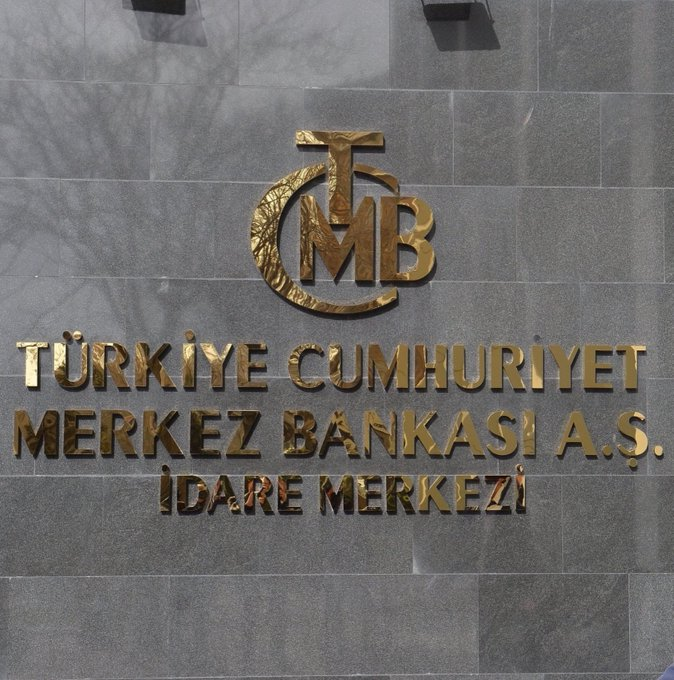 KitAjans's tweet photo. SON DAKİKA I Türkiye Cumhuriyet Merkez Bankası (TCMB), politika faizini 100 baz puan indirerek %37’den %36’ya düşürdü. https://t.co/SGnfhSn0Xd