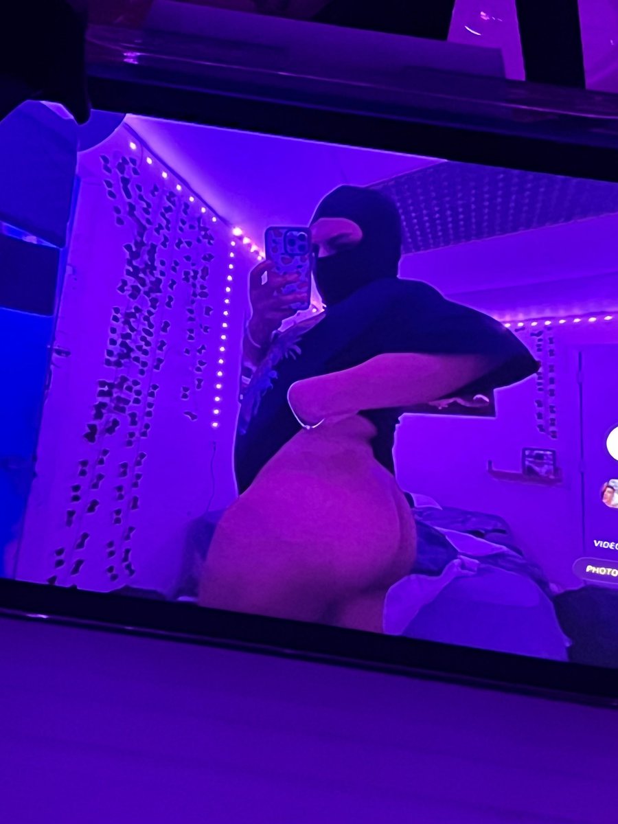 jezueloopz's tweet photo. morning 
#nsfwtwt #latino #gay https://t.co/r75Hx6lhCY