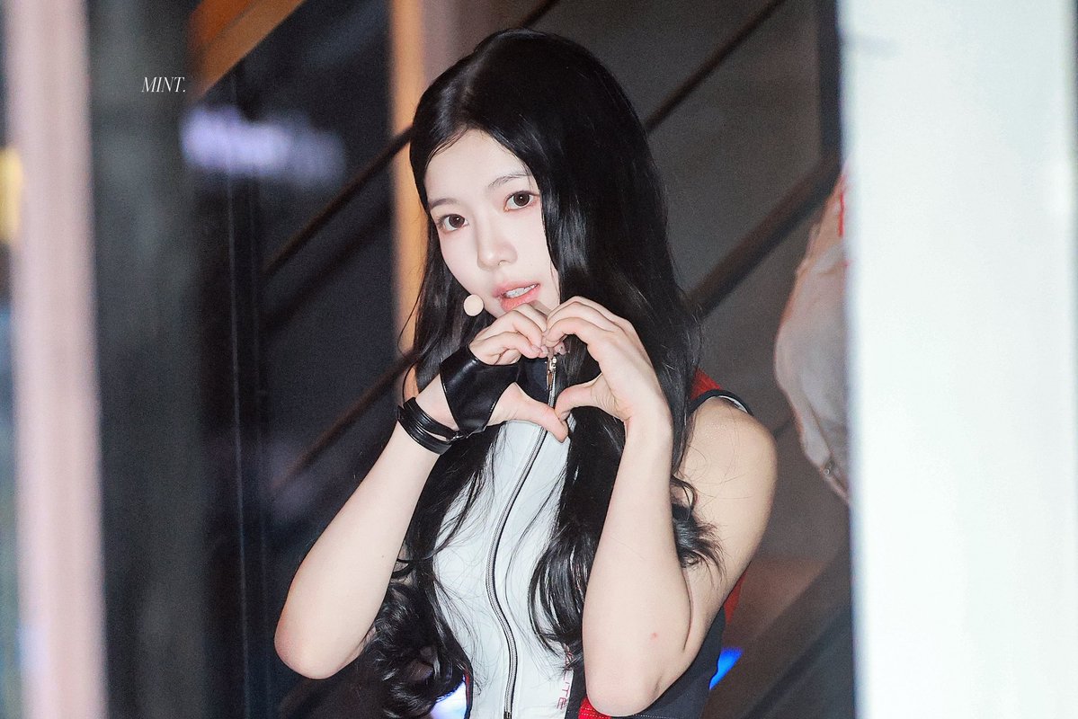 Mintci_0531's tweet photo. 261022

나도 사랑해용(˵>ㅿ<˵)♡

#MERCI #马西桐 #메르시 
#A2OLITE #A2O https://t.co/3XOYKRWmMC