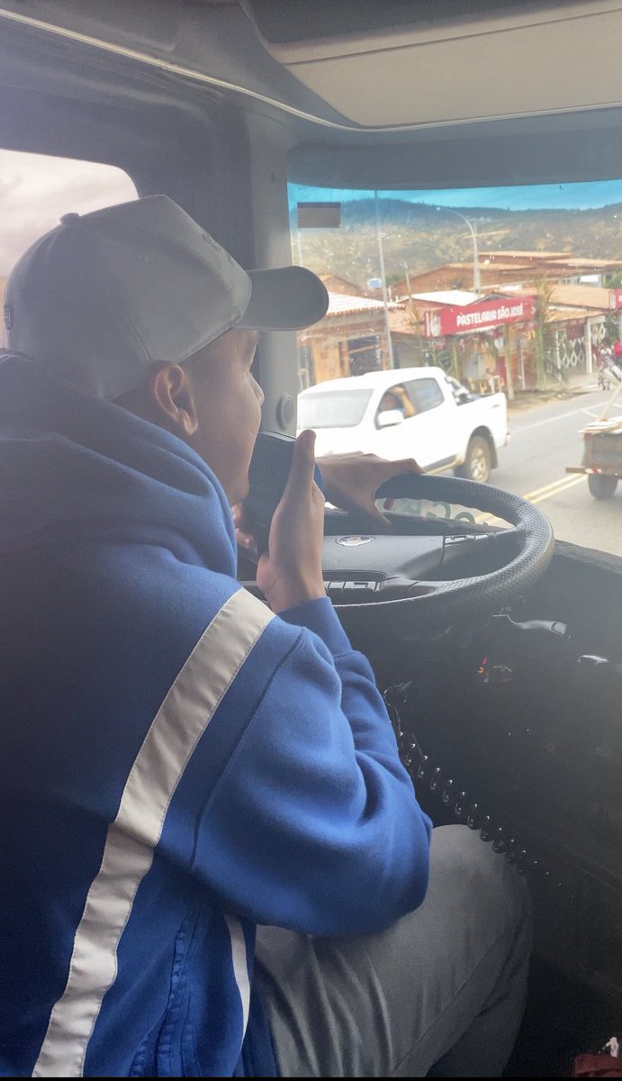 Domjos3's tweet photo. @AndreJanonesMG, eu tenho um plano, mas vc precisa ser mente aberta!!!!!!!!!!!!!!!! https://t.co/ioTPM9kKgS