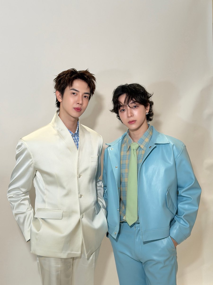 MchoiceTH's tweet photo. ‘แม็กกี้บาส’ กับลุคร่วมงาน ‘Free to Be by ELLE presented by Xpeng Thailand’ ในวันนี้ครับบ 🌸⭐️

MAXKYBAS FREE TO BE EFW26
#MaxkyBasatEFW26ICONSIAM
#ELLEFashionWeek2026 #EFW26ATICONSIAM
#SeeYouAtTheTent #ICONSIAM
#maxky_rp #maxkybas
#MchoiceArtist https://t.co/sBr3plpVLB