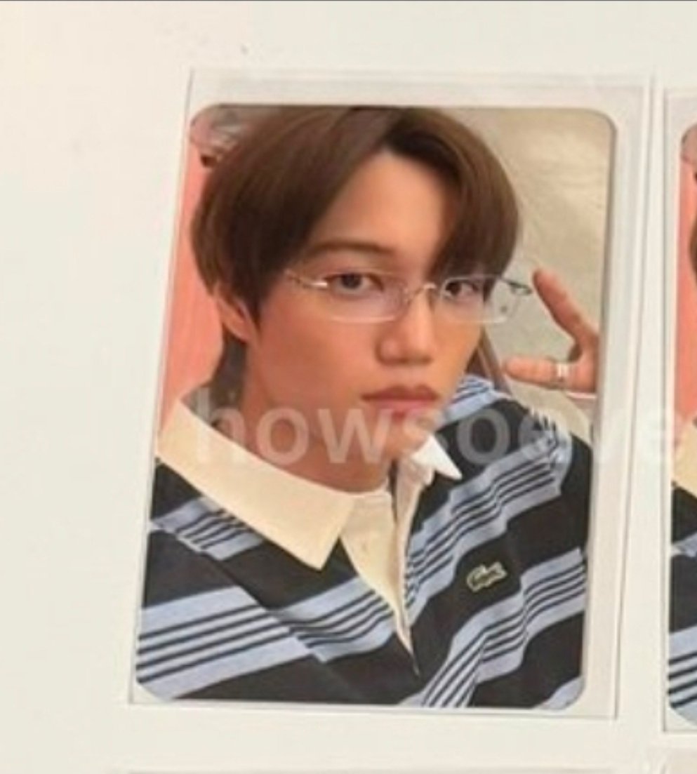 _moonbyun61's tweet photo. Exo albüm//pc satış 
Albümlerin tanesi 500 tl pc yok upside down tertemiz hasarsız.  Eor ların beyaz dış kapağında kargo kaynaklı hasarlar var.
Kai pc icin dm https://t.co/ckiXhn0mXO