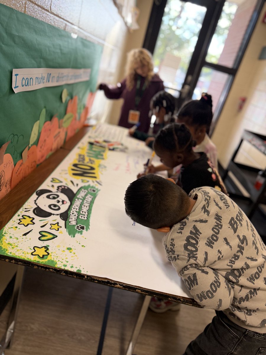 HumbleISD_WPE's tweet photo. π§‘ Unity Day at Whispering Pines! π§‘
WPE celebrated Unity Day by signing our No Place for Hate banner, making a promise to stand together against bullying, show kindness, include others, and help make our school a safe and welcoming place for everyone
#UnityDay #WPE #PandaProud https://t.co/y12hiiCEFg