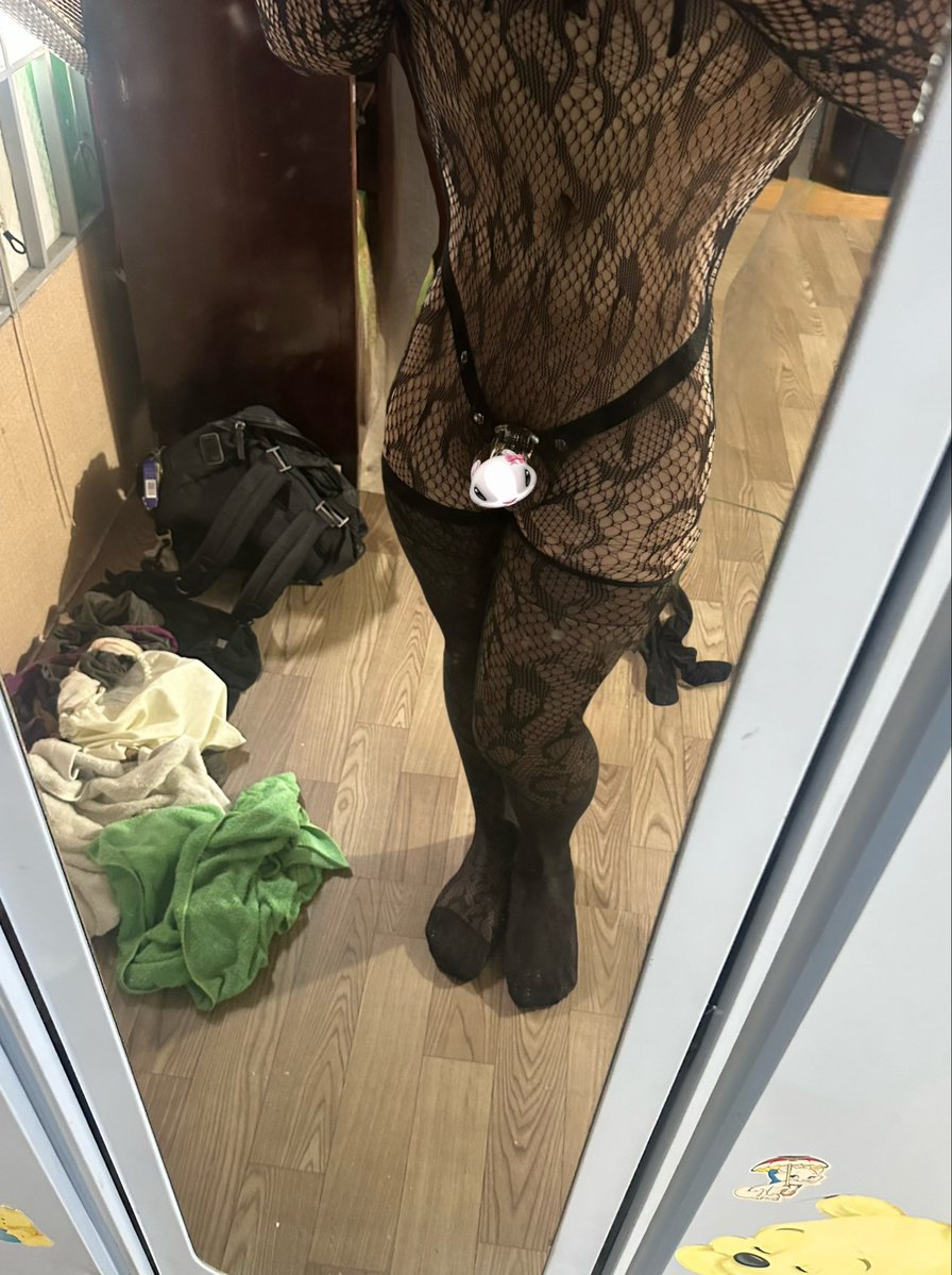SissyBotxs's tweet photo. Bot femboy liệu có lamd quen dc  hong https://t.co/QwCqeFa5oP