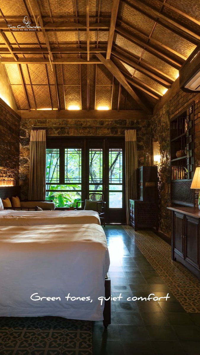 BrianastLowevu4's tweet photo. Sunset Valley Bungalow s’ouvre sur un refuge intime au cœur de la vallée, où la lumière du soir effleure chaque espace et où chaque instant ralentit dans la sérénité de Tam Coc Garden. https://t.co/iAFPGMGG0T