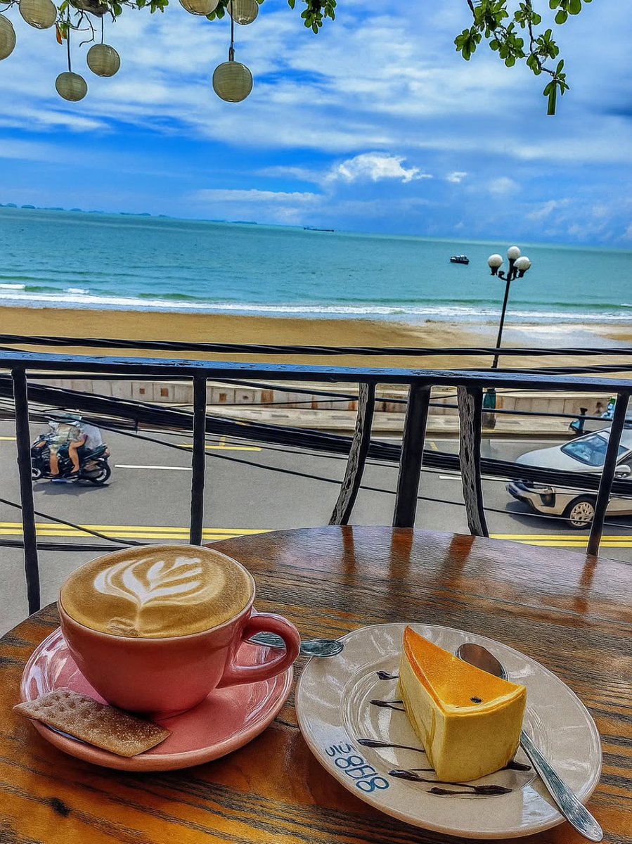 emrekacar's tweet photo. Cappuccino and cheesecake in Vũng Tàu made for a perfect, relaxing escape. https://t.co/5sEGmWcKNn