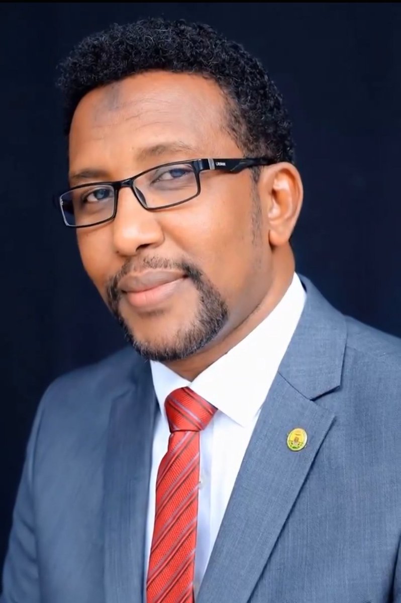 Revoovqb's tweet photo. The somali engonga unites us again with these trending videos. 
Watch 👇 https://t.co/ebSCJMKfea