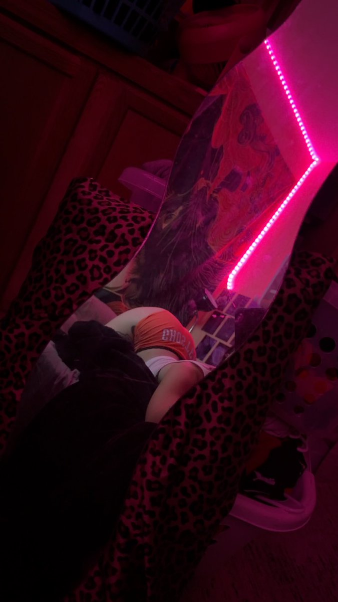 urmissing_rib's tweet photo. Needing you rn #nsfwtwt https://t.co/YU1Fj1g367