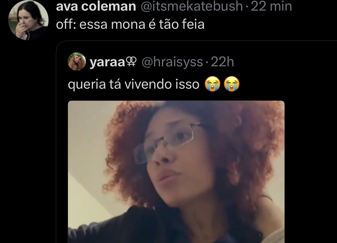 hraisyss's tweet photo. vocês falam tanto de desconstrução, mas a beleza lésbica que vocês celebram ainda é branca, magra, delicada e de cabelo liso. quando foge desse padrão, a admiração já não é a mesma. até dentro da comunidade, vocês ainda têm muito a desconstruir. https://t.co/kjXwZvNPwn