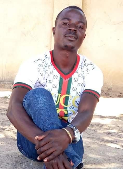 Twaha_Mwaipaya's tweet photo. AMETEKWA TABORA

JINA: JABIRI MTELENGA, mkazi wa Mkoa wa Tabora, Wilaya ya Urambo, Tarafa ya Ussoke.

Kwa mujibu wa taarifa zilizotolewa, Jabiri Mtelenga ni Mwanachama wa Chama cha Demokrasia na Maendeleo (CHADEMA).

1:Alitekwa tarehe 19/09/2026 Usoke Mjini

2:Polisi aliyekuwepo kwenye zoezi la utekaji anaitwa Gasper no yake 0789867722(yupo Usoke)

Ndugu wamemtafuta vituo vyote vya Polisi hawajampata