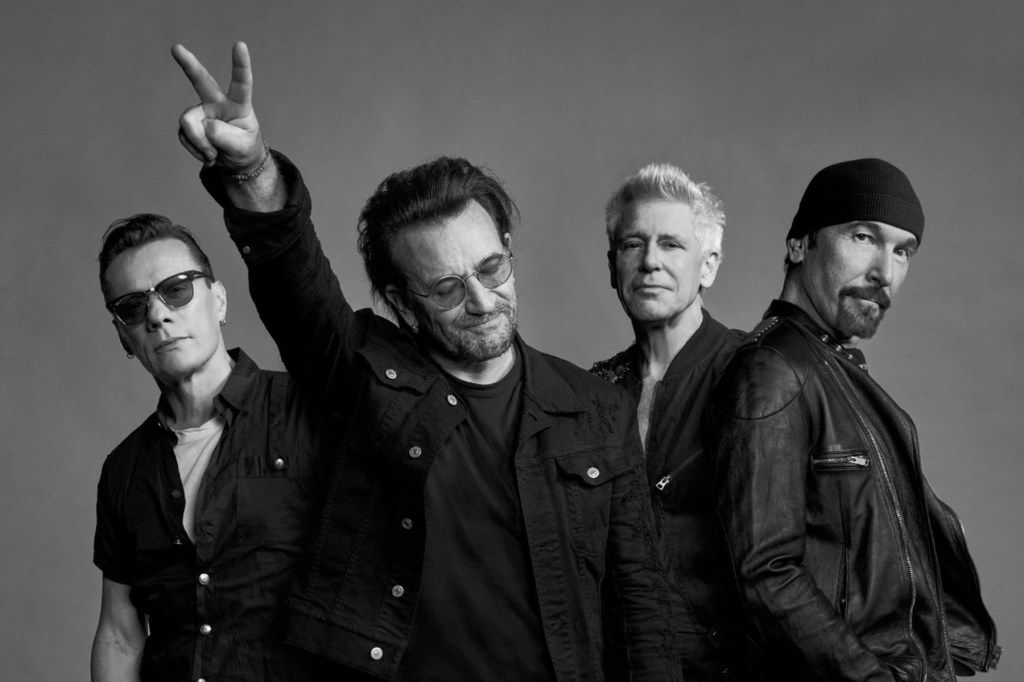 robindavidman's tweet photo. Billboard: U2 to Deliver ‘Unforgettable’ Halftime Show at NFL’s First-Ever Thanksgiving Eve Football Game https://t.co/6aqR1eS56j 
#U2 #NFL #ThankgivingEveFootball #HalftimeShow https://t.co/PlDABgAyCl