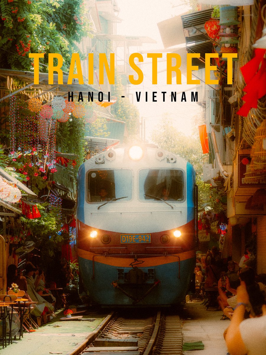 sabinha's tweet photo. Hanoi Train Street is where daily life unfolds beside the railway. Cafés, cyclists, and locals share the tracks until the train passes, then everything returns to its rhythm. The beauty lies in these ordinary moments. https://t.co/mZp6UXqAmI