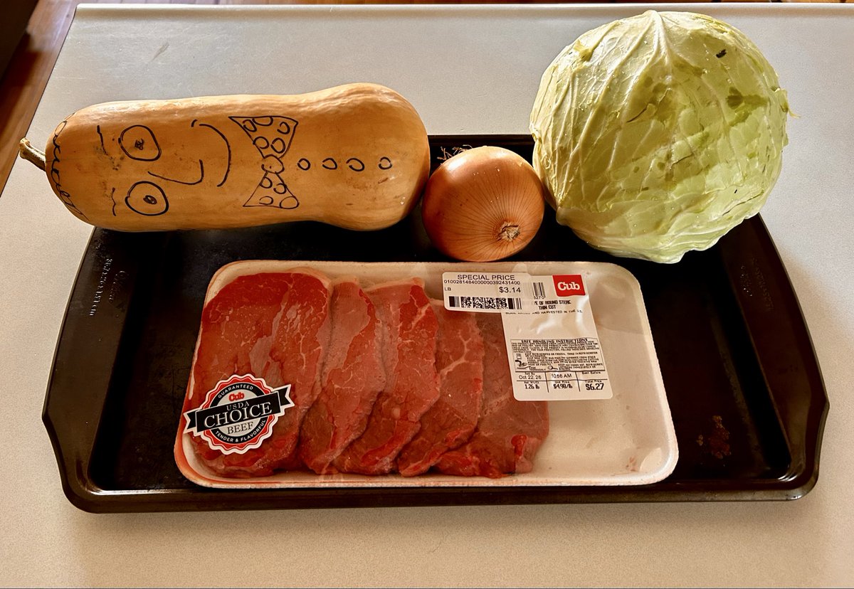 Post40_'s tweet photo. Time for another Markdown Gourmet.

I usually try to spin two meals out of these, but the discount meat selection was tough today.

1.26 lbs thin-cut round steak, half off at $3.14, with butternut squash from the pumpkin patch (decorated by me in a fit of boredom), cabbage & onion.