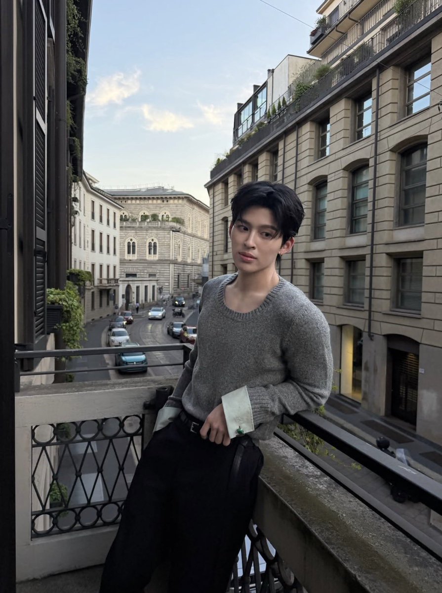 donteatjelly's tweet photo. วิวนอกห้องเป็นไงวะตั้ง

ก็สวย หมวย ๆ ด้วยนิดนึง

ห้ะ https://t.co/gvLaKYG4bZ