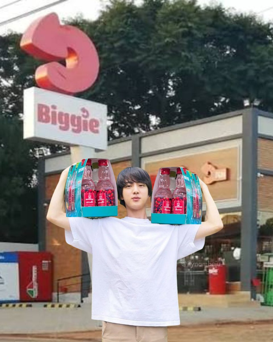 ilynambeju's tweet photo. me informaron por motorola que se le vio a jin de bts saliendo del biggie con dos cajas de fortin https://t.co/CesroHMqvw