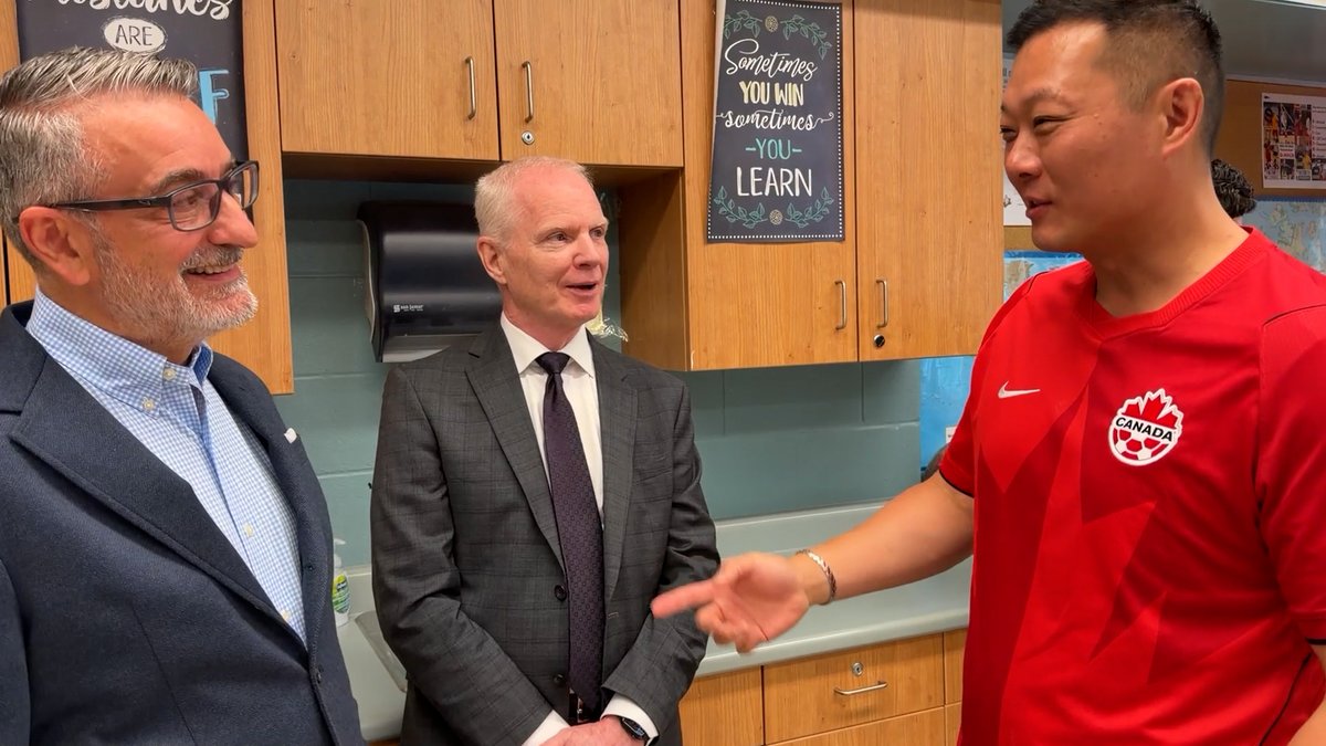 siomoCTV's tweet photo. NEW: Stan Cho, who resigned as tourism minister in July over a hotel expenses scandal has been named parliamentary assistant to the Minister of Education 
(pic from June) https://t.co/ZL2qpSFOoj