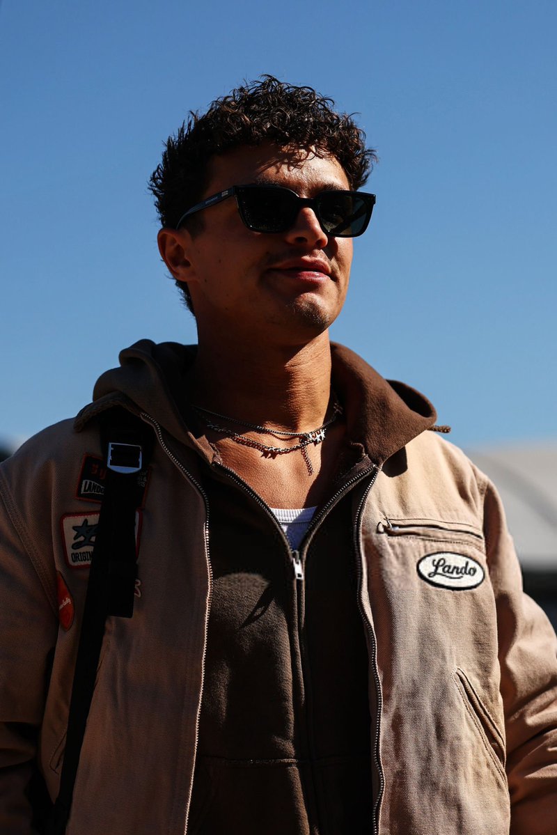 ln4norris's tweet photo. LANDO ARRIVED TO MEDIA DAY IN AUSTIN 🤎🔥 https://t.co/twBOiZzy3I