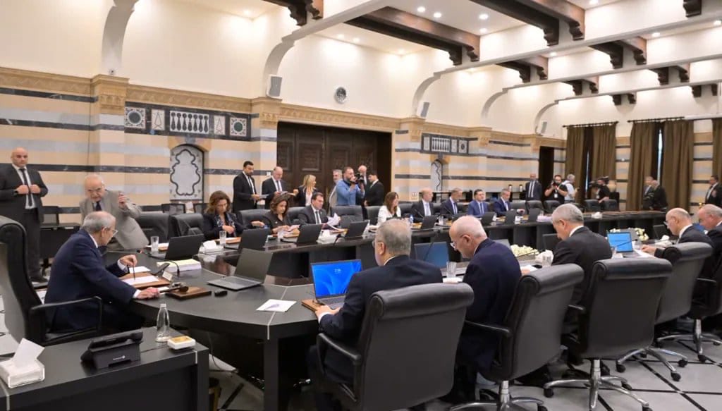 انسحاب وزراء القوات اللبنانية من جلسة الحكومة بعد عدم البت بإحالة قضية المتفجرات إلى المجلس العدلي