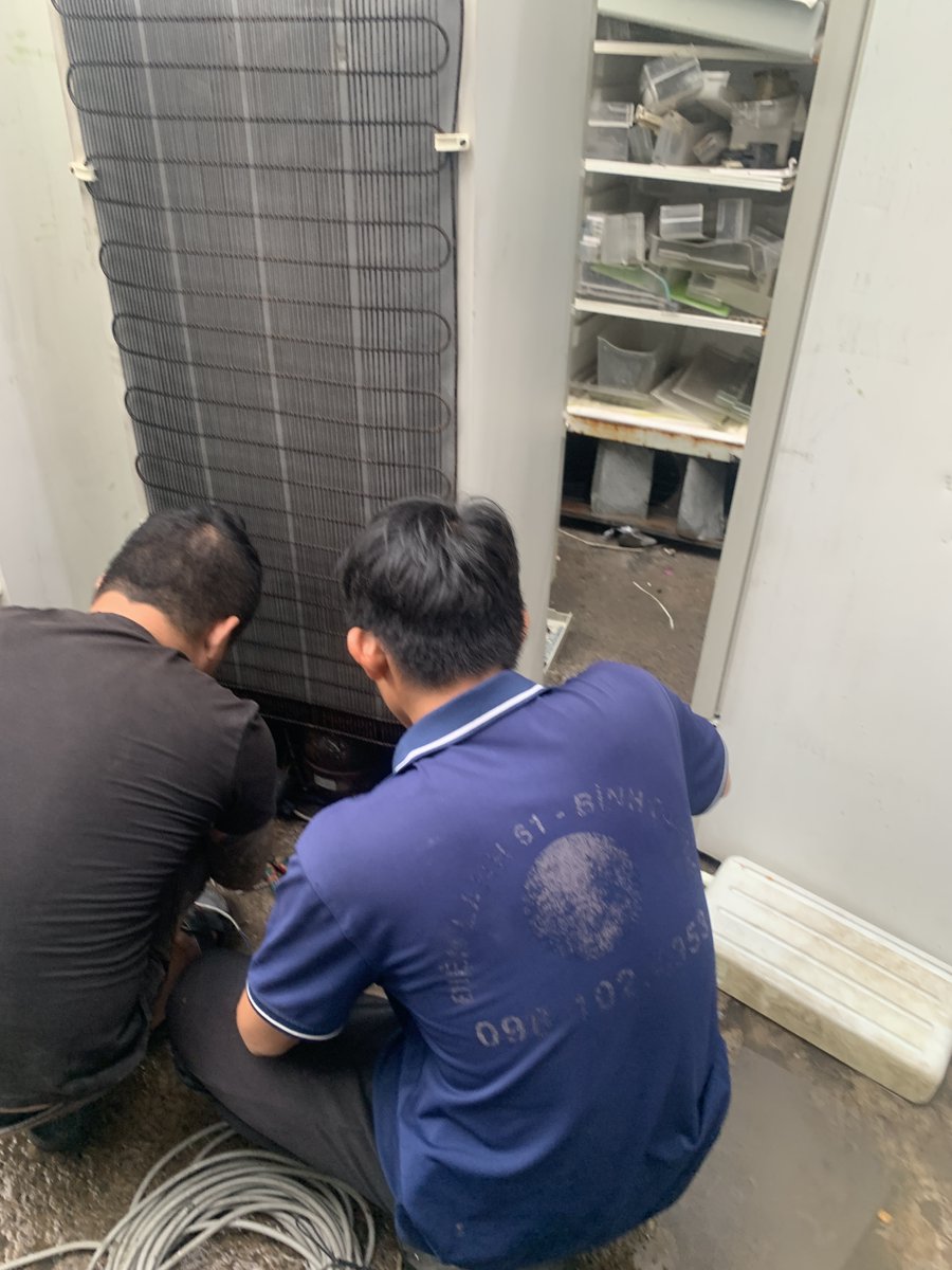 Dienlanh61's tweet photo. Tủ đông mất lạnh chưa đủ căn cứ để kết luận hết gas. Cần kiểm tra nguồn điện, cài đặt nhiệt độ, độ kín cửa và hệ thống làm lạnh trước khi thay linh kiện.

Điện Lạnh 61 nhận sửa tủ đông, tủ mát tại Thuận An.
https://t.co/Yz9IOLHnh5
#SuaTuDongThuanAn https://t.co/ved1xgK20K