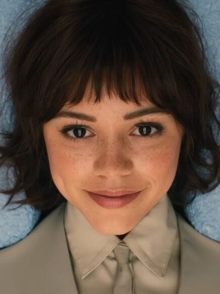 GlobalBoxOffice's tweet photo. Jenna Ortega’s KLARA AND THE SUN is tracking to bomb this weekend.

After a terrible reception, only 27% on Rotten Tomatoes, Sony canceled its wide release, it’ll now play in just 850 theaters.

Budget was $20M, but it’s not expected to hit $20M total global. https://t.co/jnegAbT9hs