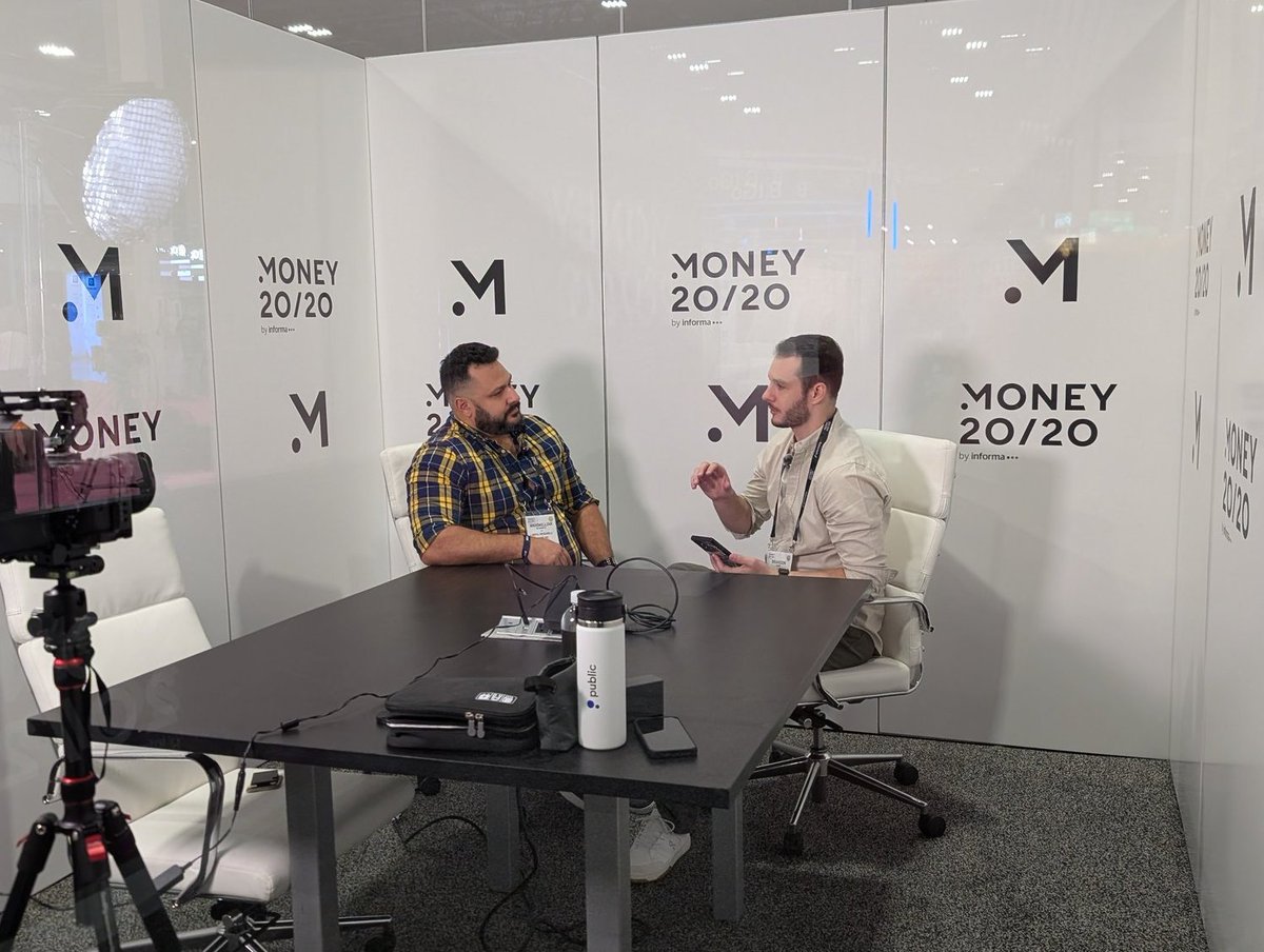 anvil_xyz's tweet photo. Stablecoins aren't just entering the financial mainstream, they're becoming a priority across the industry.

At @money2020, @m_at_anvil, @Akhparty, & others connected with everyone from payment processors & VC firms to fintech platforms & more through interviews, meetings, & partnership discussions.

Across these conversations, one trend was clear: even the most traditional companies are exploring how to adopt onchain value.

As this adoption accelerates, so does the demand for infrastructure that makes digital assets usable across existing financial workflows.

The timing couldn't be better for Anvil. 🛠️