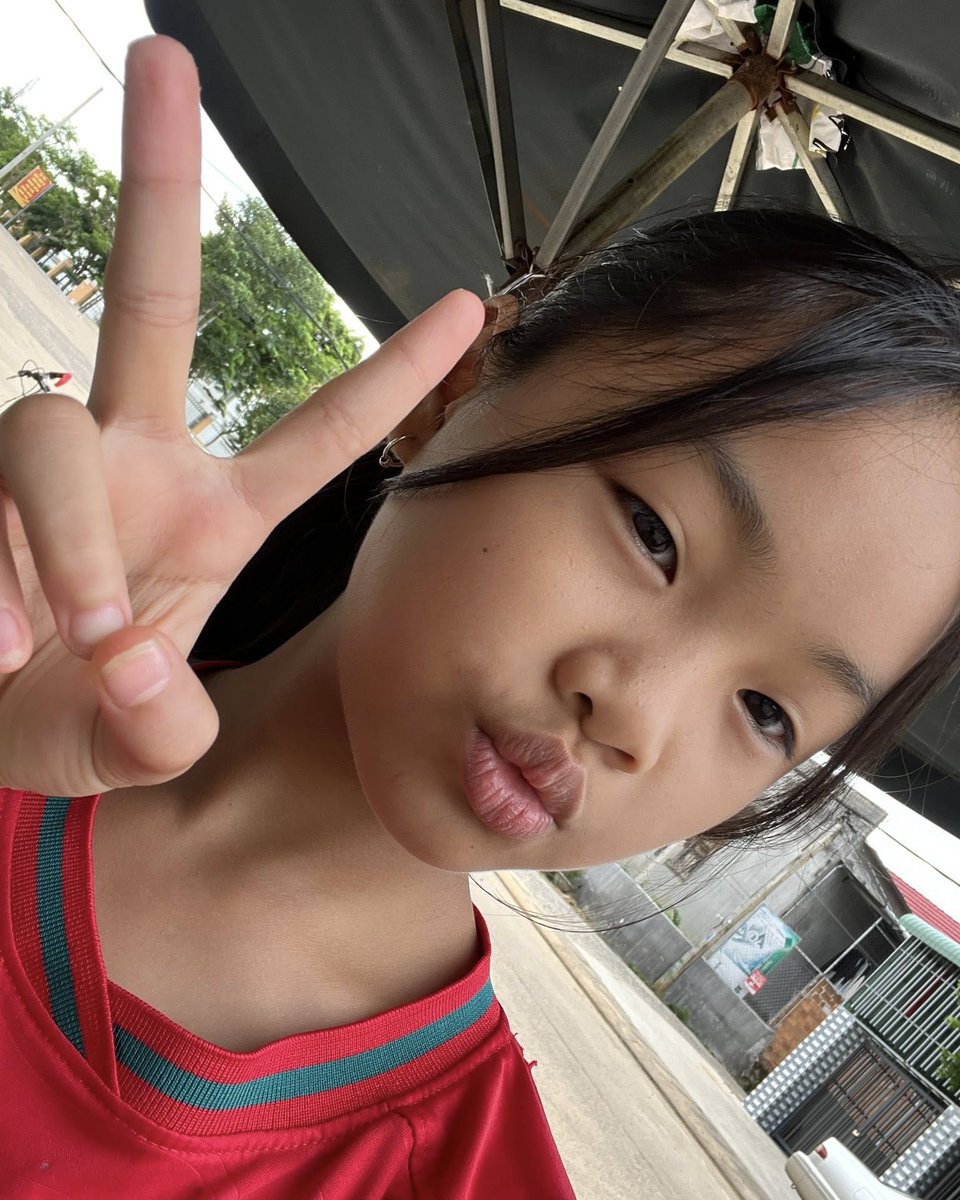 aldairgar's tweet photo. Bã lớn rầu, nhưng vẫn còn hy vọng. https://t.co/1vNRlesWhn