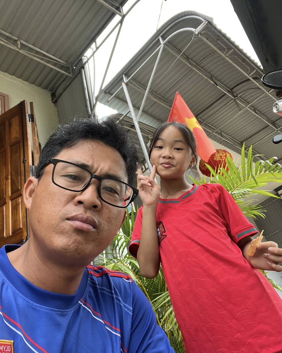 aldairgar's tweet photo. Bã lớn rầu, nhưng vẫn còn hy vọng. https://t.co/1vNRlesWhn