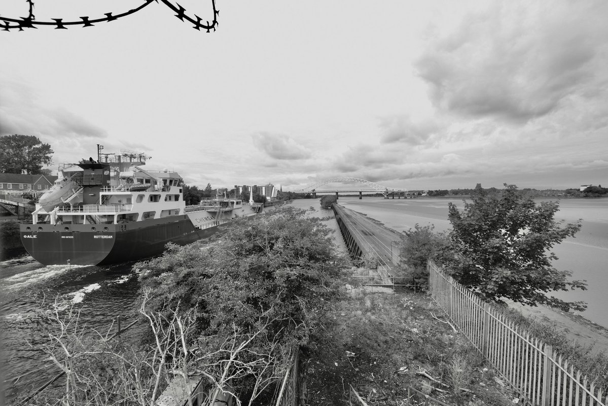 PhilipRoyle1912's tweet photo. Gale at Runcorn on the Manchester Ship Canal, 2026. Photo Philip Royle https://t.co/7tuNCfc3TG