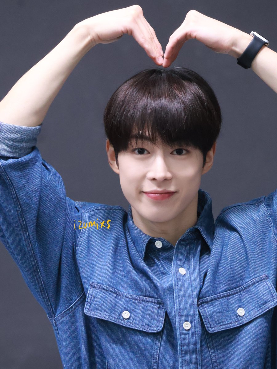 izumixs1's tweet photo. 20261022 soundwave 1:1 DIY
#SF9 #다원
@xleexekdnjs https://t.co/ojgfiCPrVp