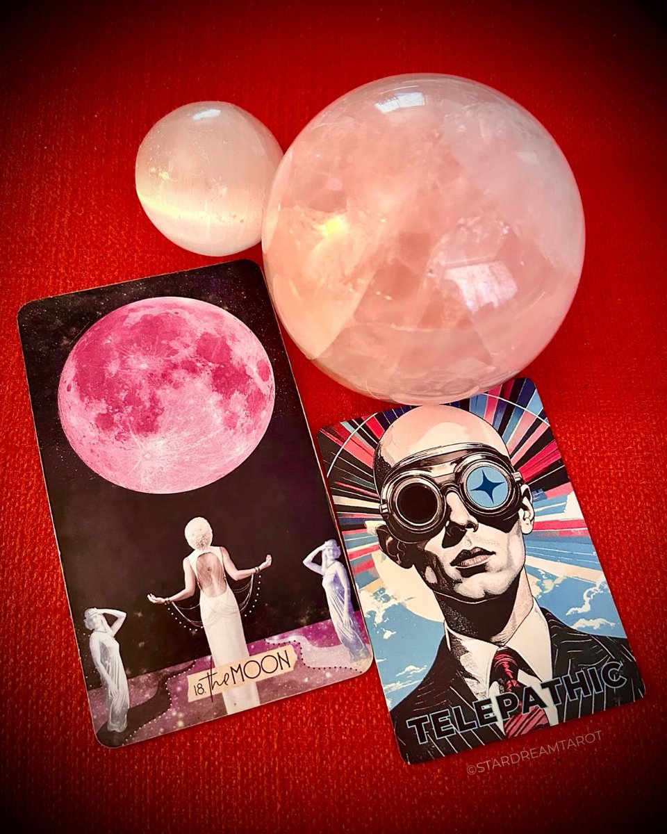 tucersin's tweet photo. FULL STRAWBERRY MOON IN CAPRICORN

XVIII. THE MOON + TELEPATHIC

Receive subconscious messages and incoming manifestations. Open your heart, listen to the silence, and embrace the mystery. Rose Quartz + Selenite: Love, cleansing, protection. https://t.co/IAvCx2tQ4h